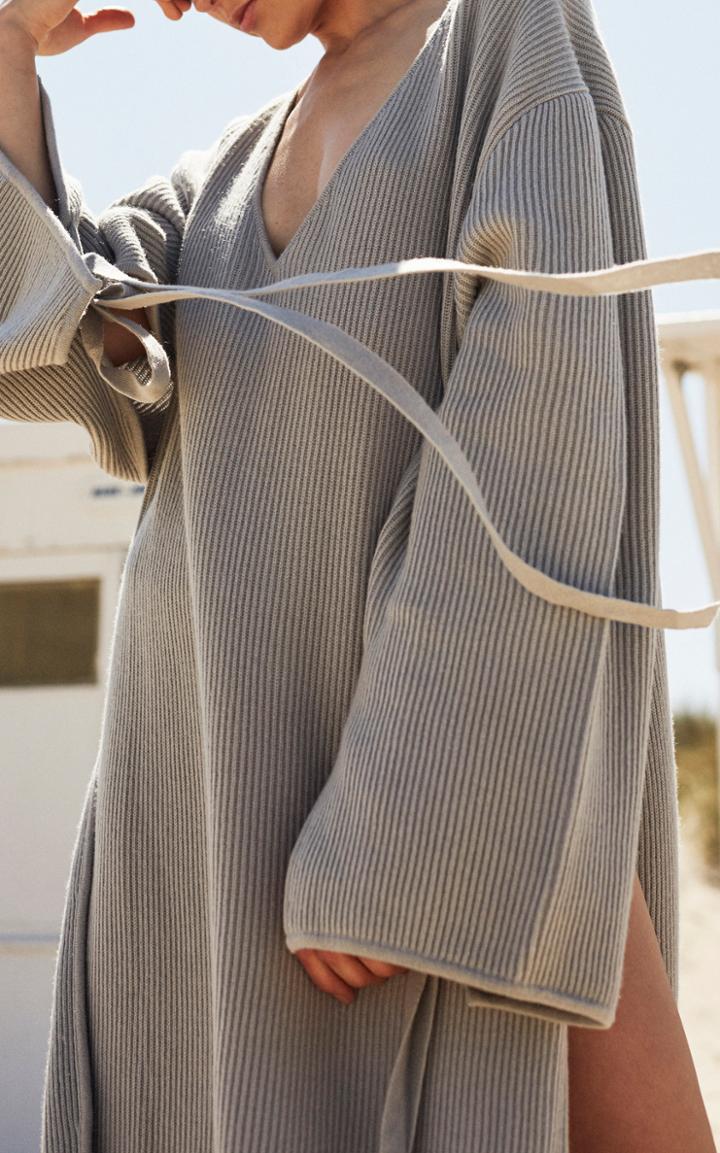 Tuinch Cashmere Poncho