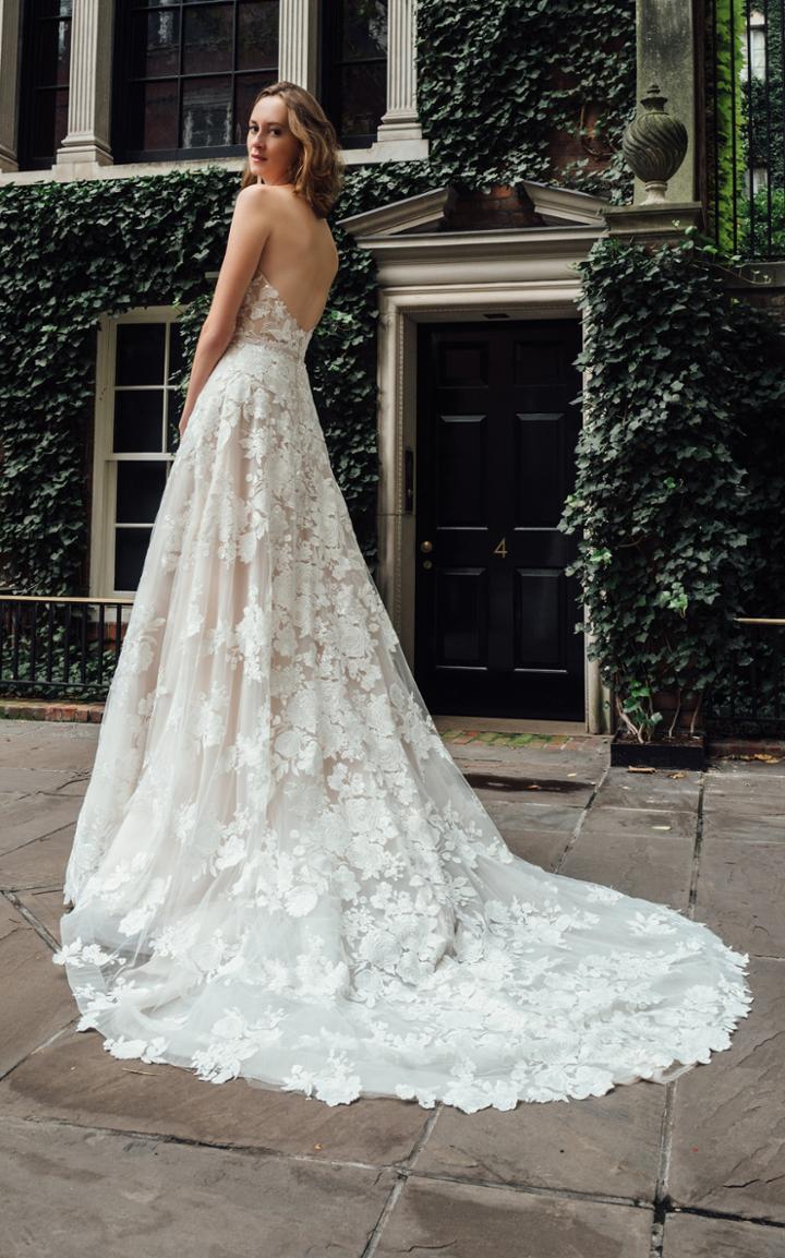 Mira Zwillinger Messa Strapless Lace Embroidered Gown With Train
