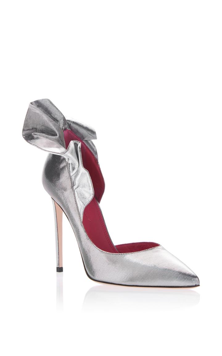 Oscar Tiye Adele Ruffle Pump
