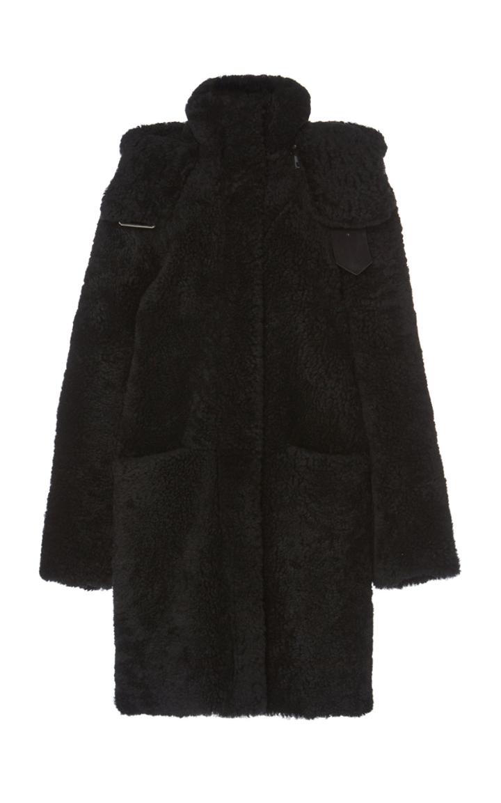 Common Leisure Pleasure Hooded Shearling Coat