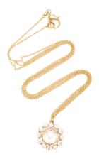 Renee Lewis Shake 18k Gold Diamond And Pearl Necklace