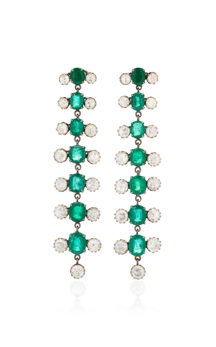 Amrapali Long Earrings With Emerald & Diamond
