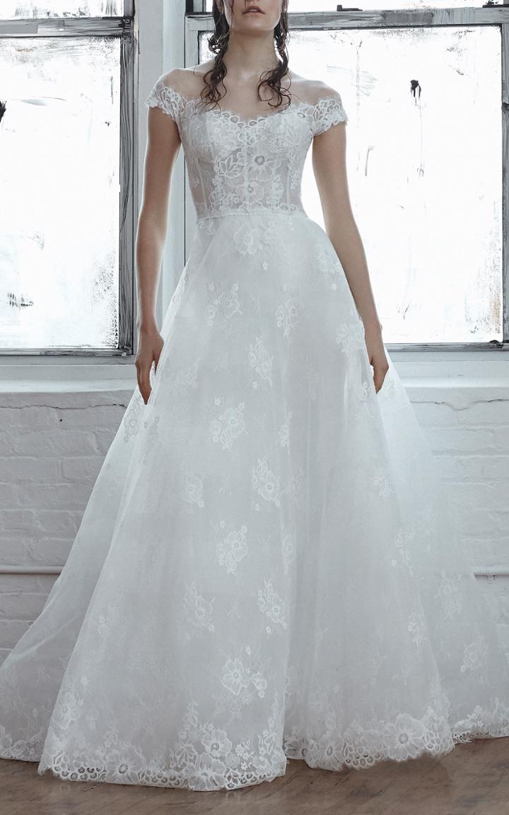 Isabelle Armstrong Cielo Floral Lace Gown
