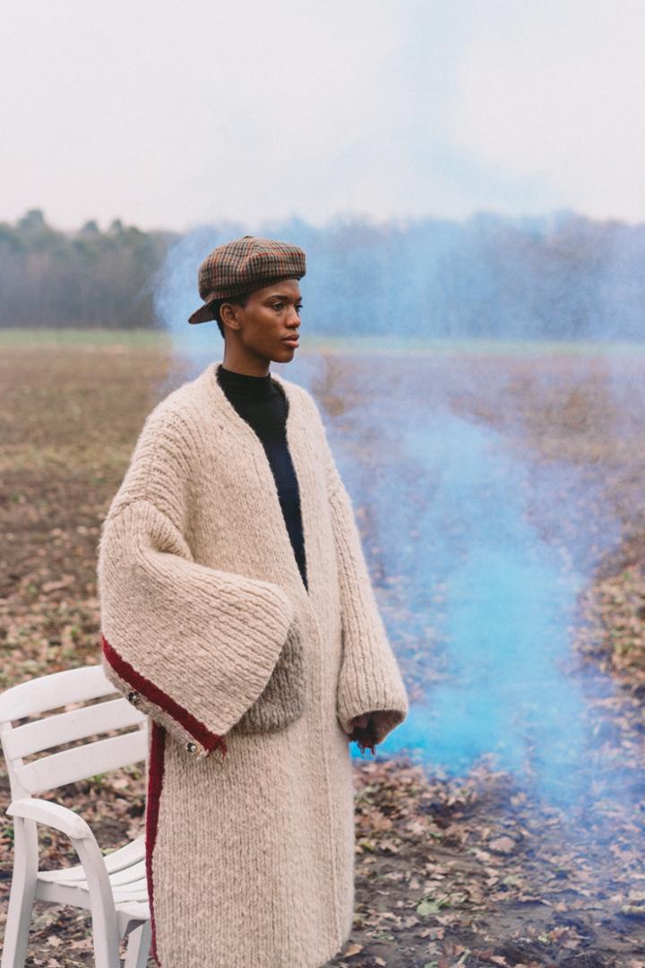 Tuinch Cashmere Cape Coat With Stripes
