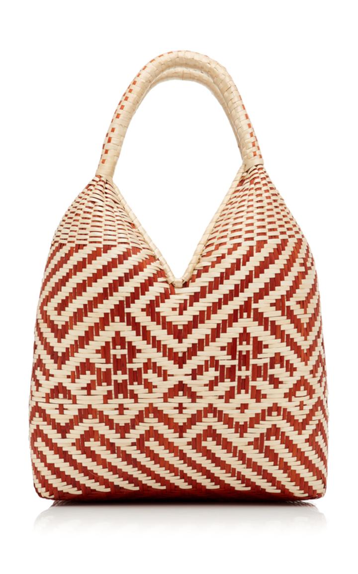 Johanna Ortiz Checks Archipielago Bag