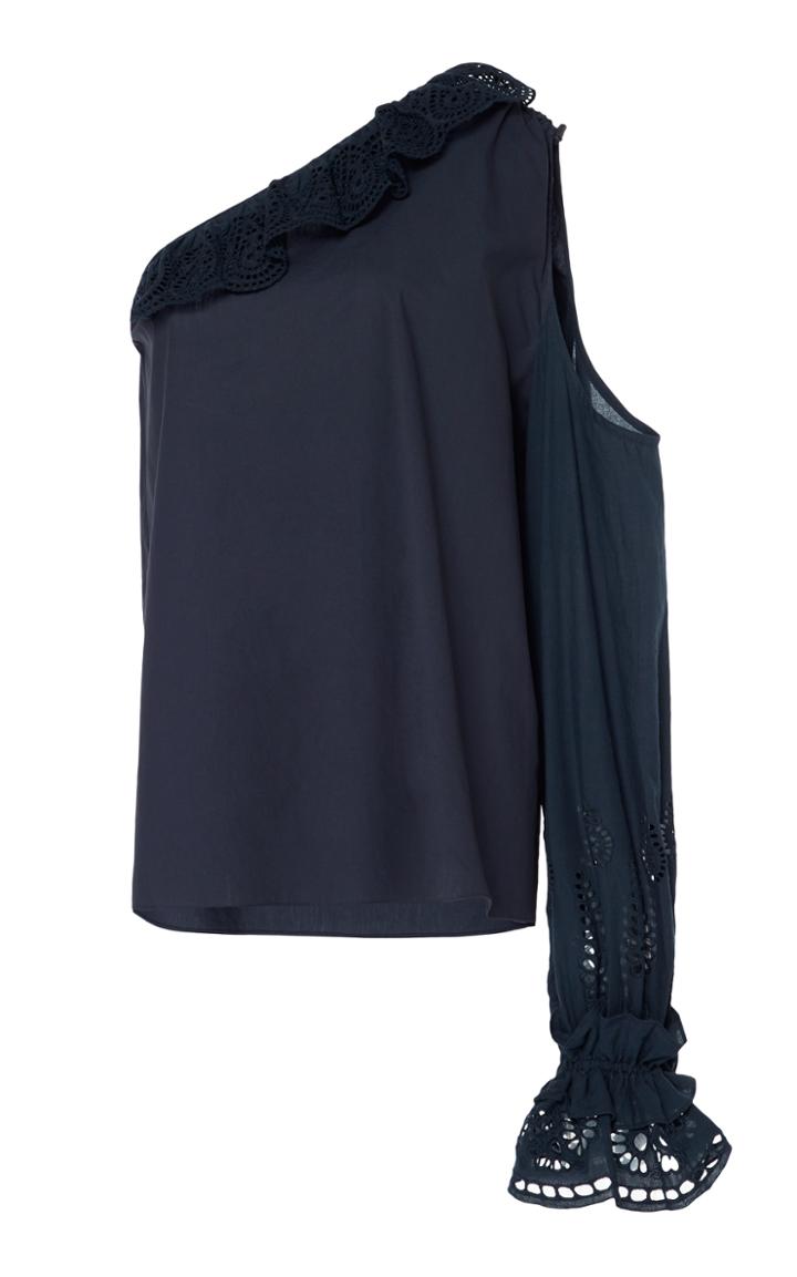 Goen.j Open Shoulder Eyelet Top