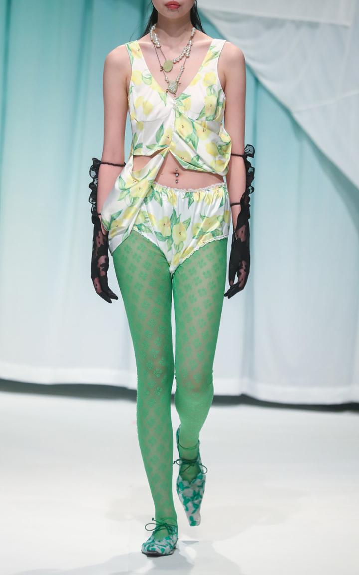 Moda Operandi Yuhan Wang Tulip-printed Satin Cropped Top