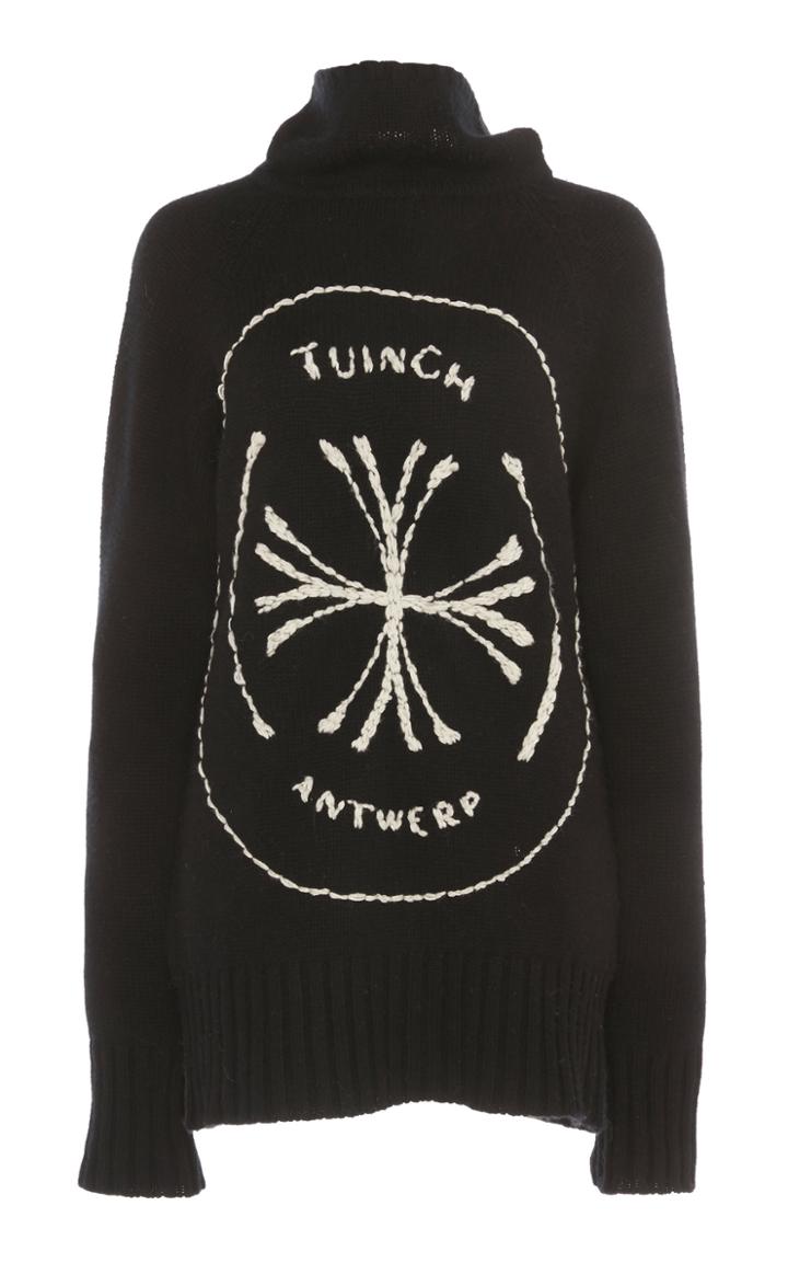 Tuinch Cashmere Turtleneck Logo Sweater