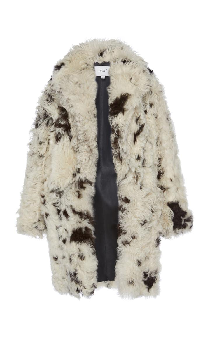 Common Leisure Dream Oversized Shearling Coat