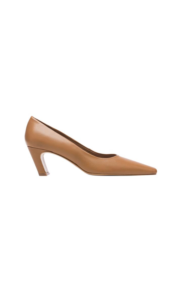 Moda Operandi Flattered Iggy Leather Pumps