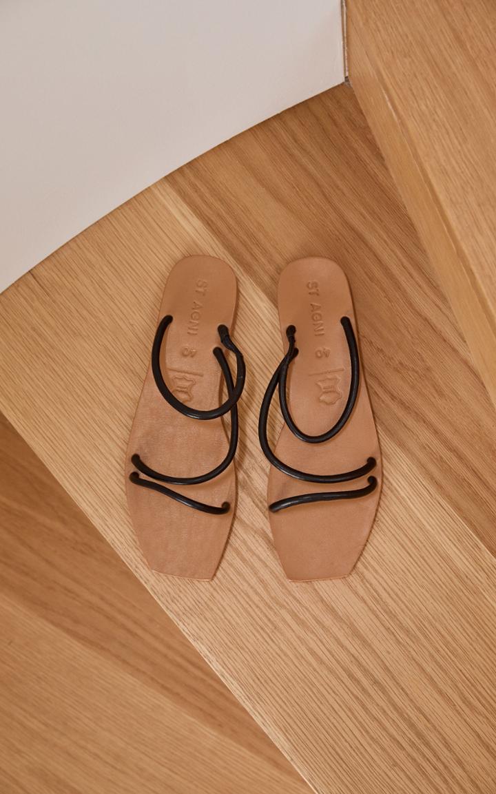Moda Operandi St. Agni Nikko Flats