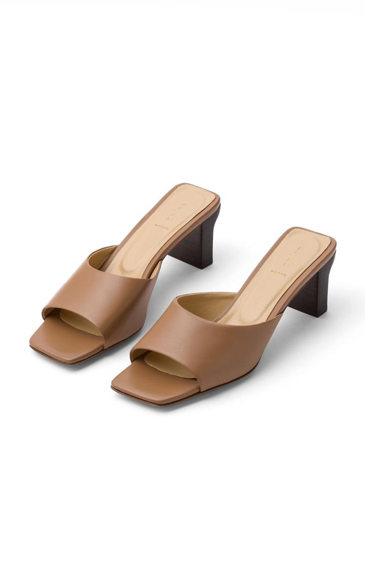 Aeyde Katti Leather Sandals