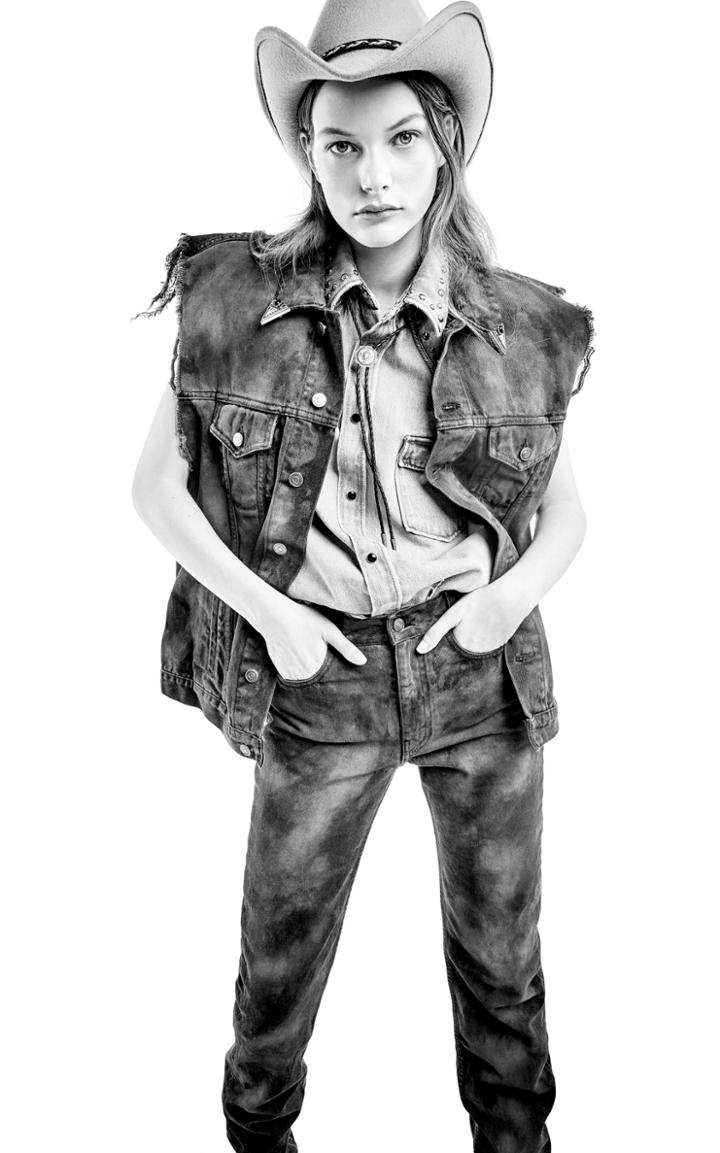 Moda Operandi Alanui Black Cloud Knit-detailed Tie-dyed Denim Vest