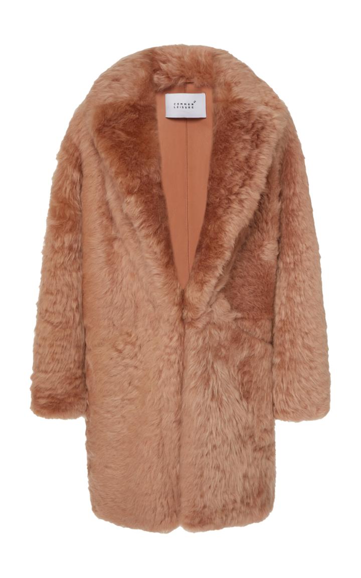 Common Leisure Dream Shearling Coat