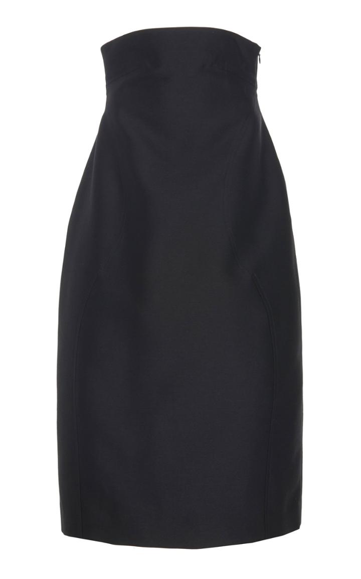 Moda Operandi Low Classic Curve Line Volume Skirt Size: M