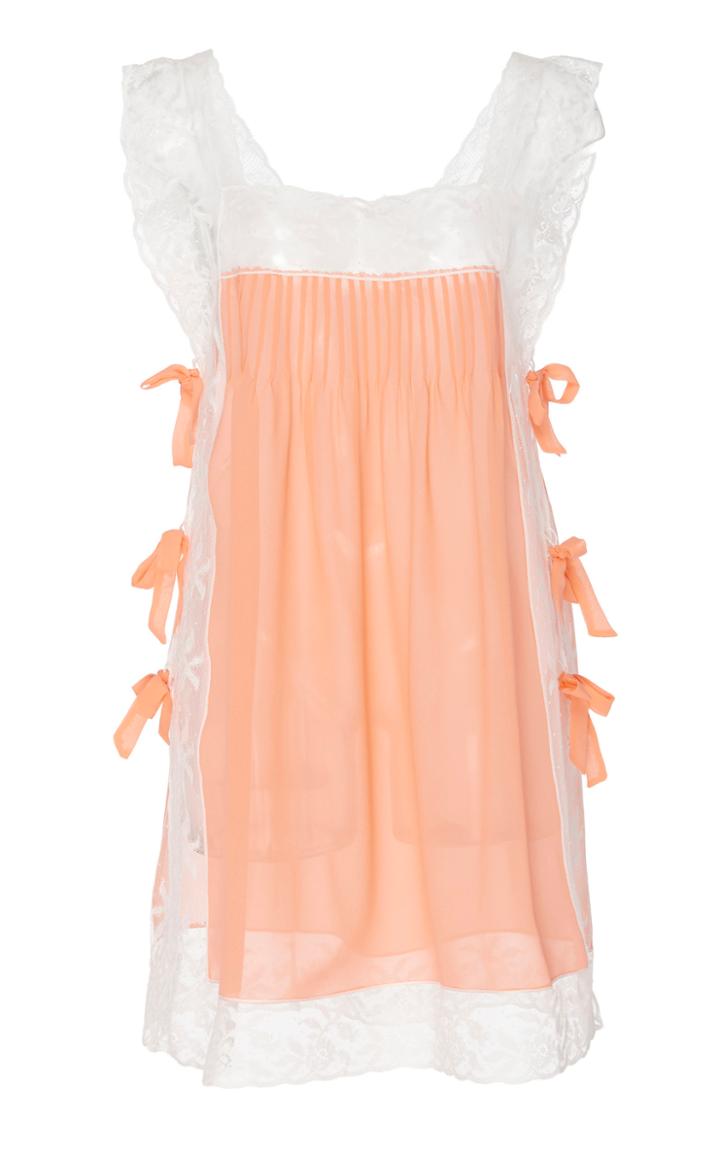Moda Operandi Loretta Caponi Short Nightgown Size: 38