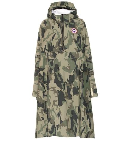 Canada Goose Field Poncho Raincoat