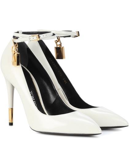 Oscar De La Renta Padlock Leather Pumps