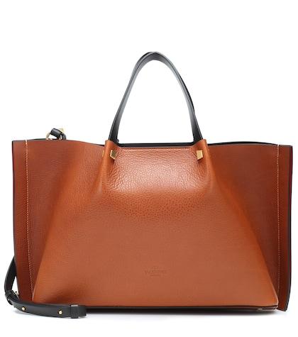 Valentino Garavani Valentino Garavani Go Logo Escape Medium Leather Shopper