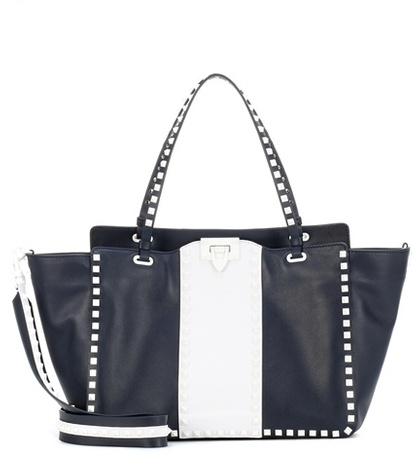 Valentino Valentino Garavani Free Rockstud Medium Leather Tote