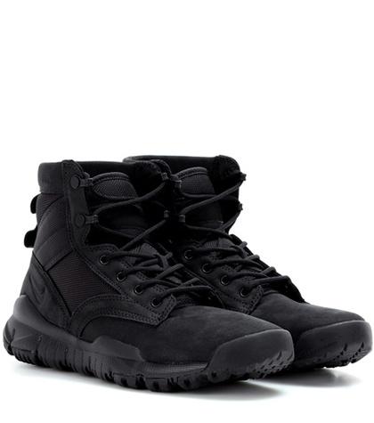 Nike Special Field Boot 6 Sneaker