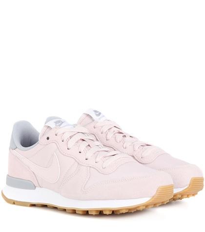 Chlo Internationalist Suede Sneakers