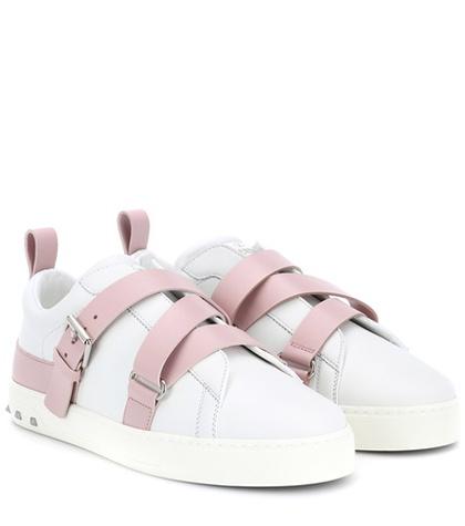 Valentino Valentino Garavani V-punk Leather Sandals