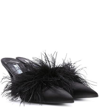 Roger Vivier Exclusive To Mytheresa.com – Feather-trimmed Satin Mules
