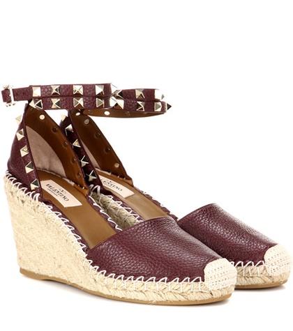 See By Chlo Valentino Garavani Rockstud Leather Wedge Sandals