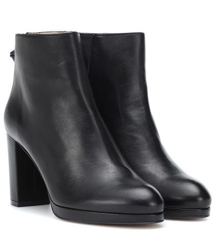 Stuart Weitzman Martine Leather Ankle Boots