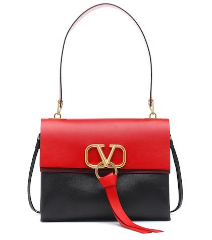 Valentino Garavani Valentino Garavani Vring Medium Leather Shoulder Bag
