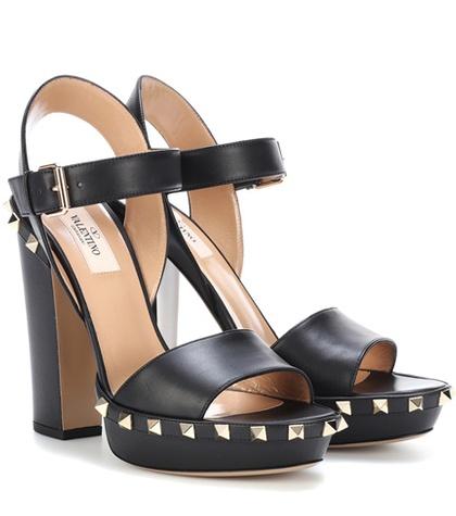 Jardin Des Orangers Valentino Garavani Rockstud Leather Plateau Sandals