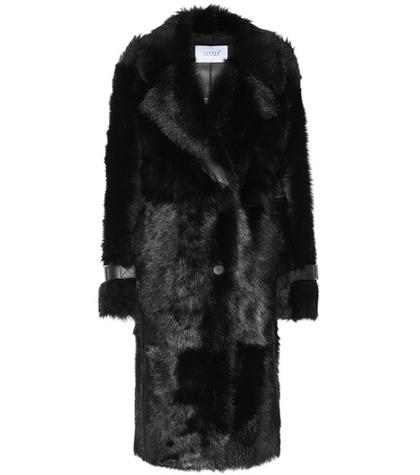 Common Leisure Cool Shearling Coat