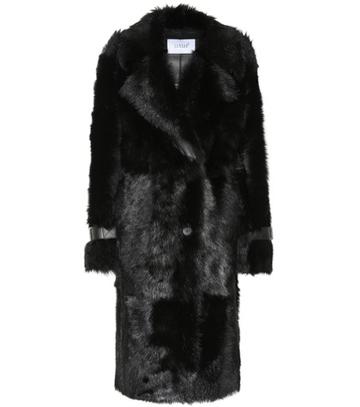 Common Leisure Cool Shearling Coat