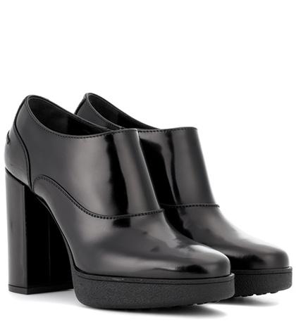 Tod's Polished Leather Ankle Boots
