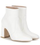 Stuart Weitzman Nell Leather Ankle Boots