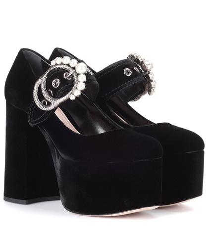 Melissa Odabash Velvet Plateau Pumps