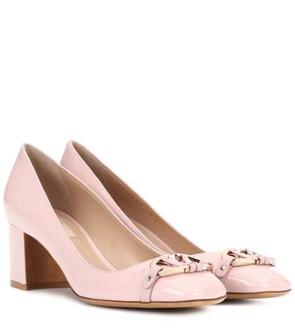 Rag & Bone Valentino Garavani V Rivet Patent Leather Pumps