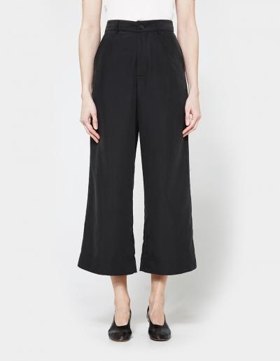 Need Wide Leg Trouser In Black