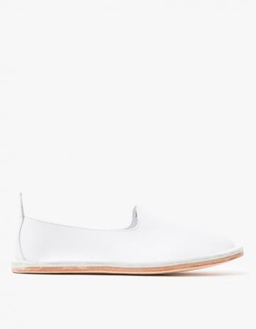 Vayarta Vayarta In White