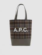 A.p.c. Axel