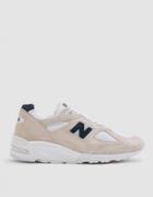 New Balance 990 Sneaker In White