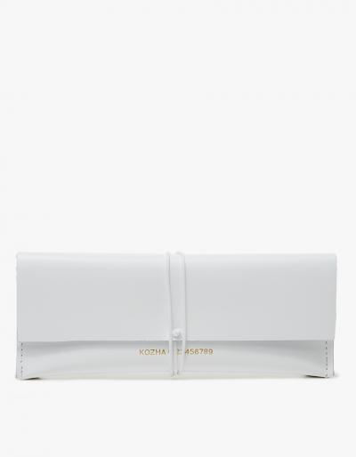 Kozha Numbers The Cashlet In White