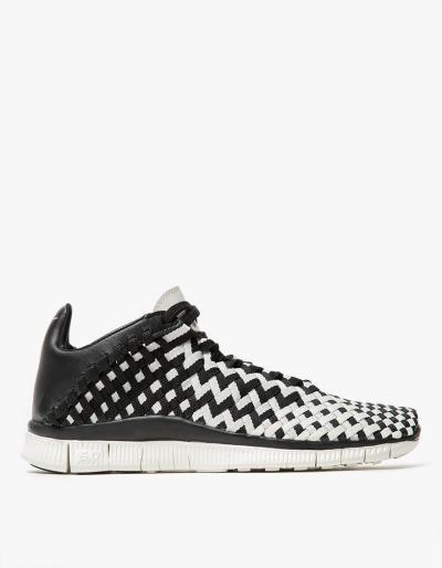 Nike Inneva Woven In Black