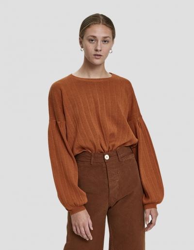 Stelen Jannie Balloon Sleeve Sweater In Rust