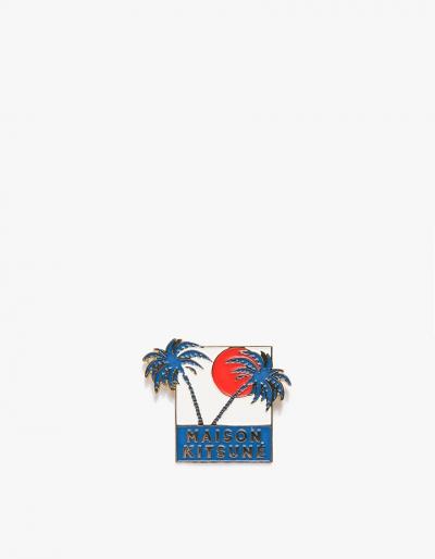 Maison Kitsune Palmtrees Pin