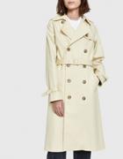 A.p.c. Trench Garbo