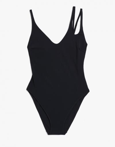 Araks Jaime One Piece In Black