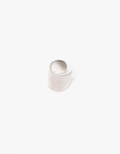 J. Hannah Minimal Ear Cuff