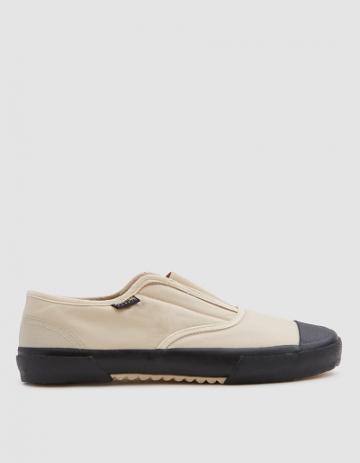 Reproduction Of Found Italian Military Trainer In Natural